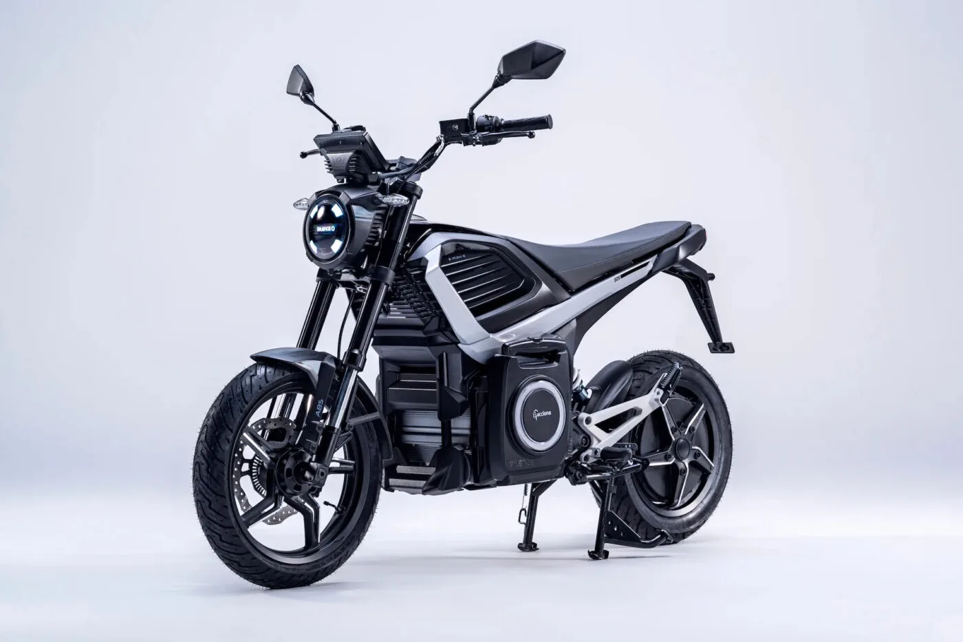 Silence presenta la moto eléctrica S05 Weekender en EICMA