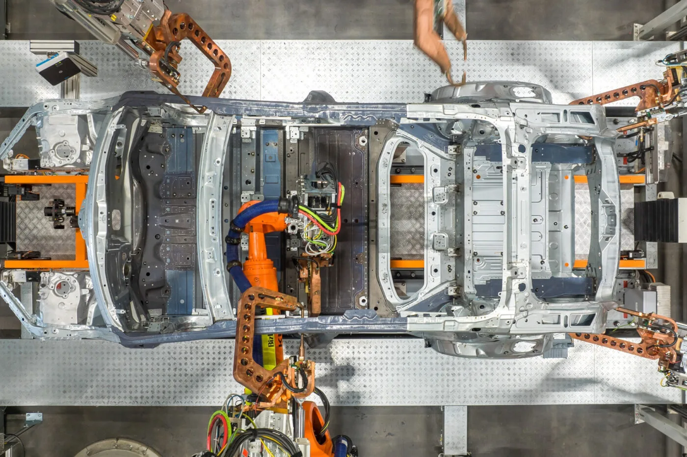 audi faw nev company werk changchun q6l e tron 2024 09 1400x933 1 audi faw nev company werk changchun q6l e tron 2024 09 1400x933 1