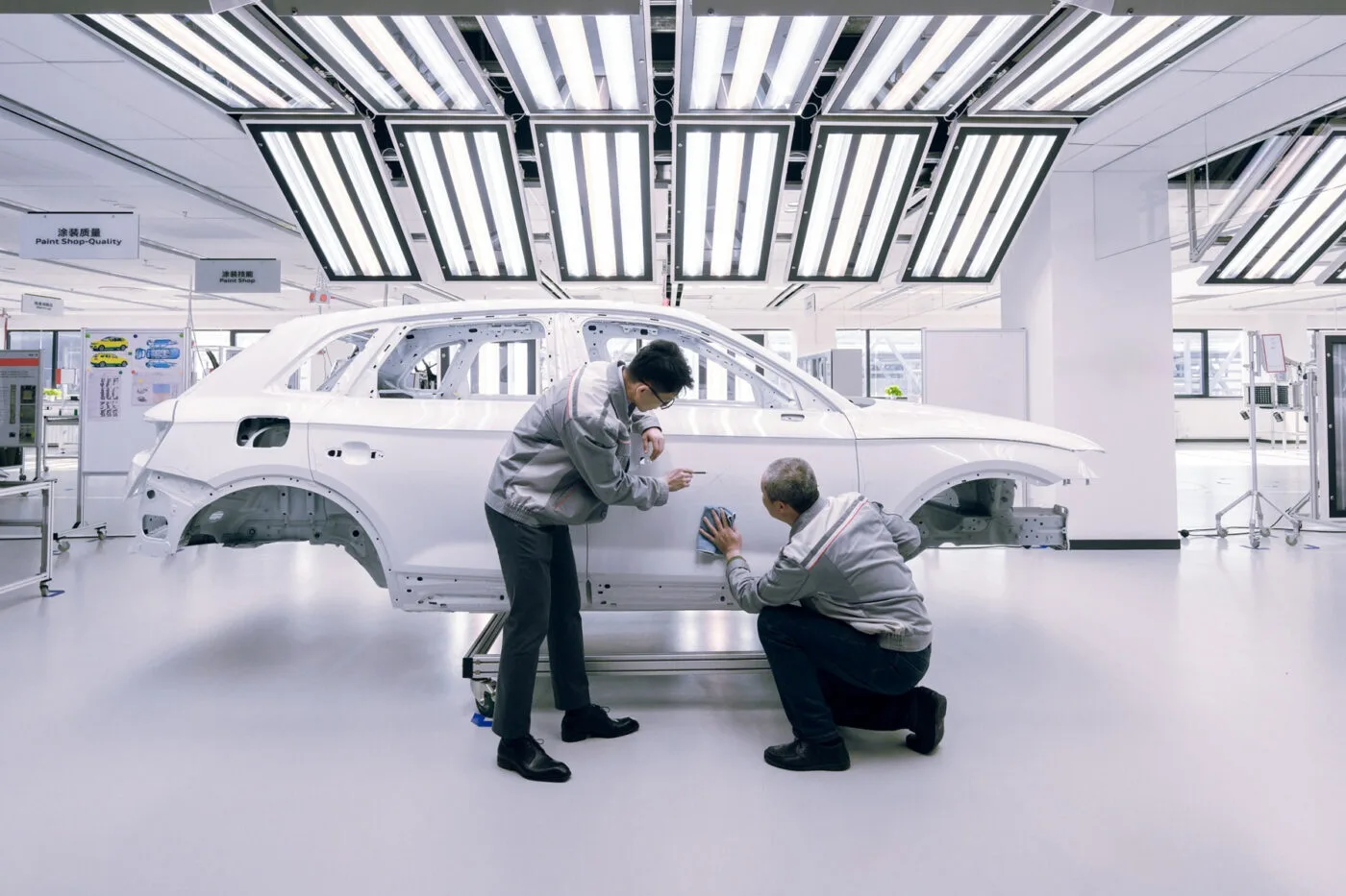 audi faw nev company werk changchun q6l e tron 2024 14 1400x933 1 audi faw nev company werk changchun q6l e tron 2024 14 1400x933 1