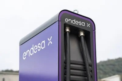 endesa x ladestation charging station transgourmet gros mercat gm cash spanien spain 2024 04 min