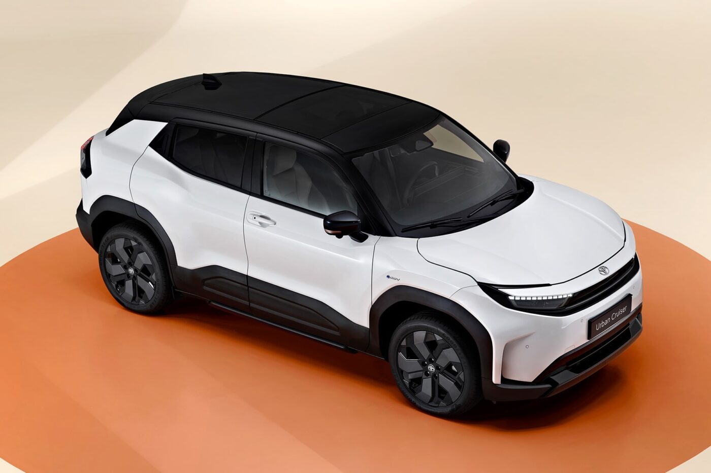 Toyota urban cruiser min