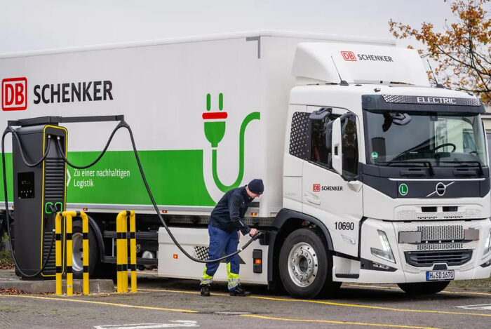 Camión eléctrico Volvo fm db schenker fin e