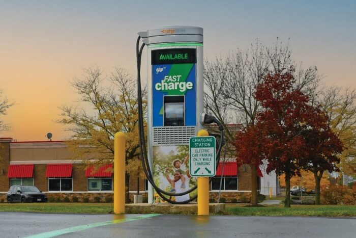 Aaa chargepoint fast charger dc usa cropped