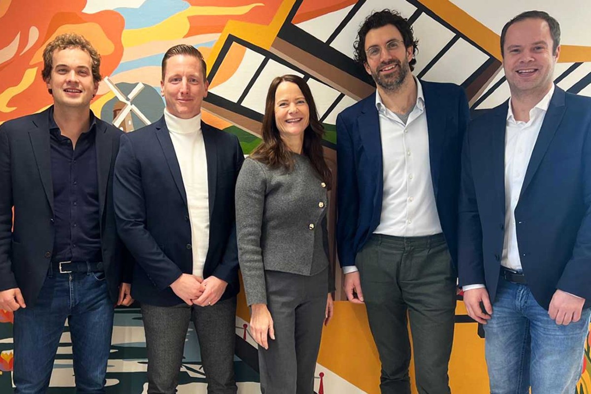 Fastned kooperation one hundred restrooms