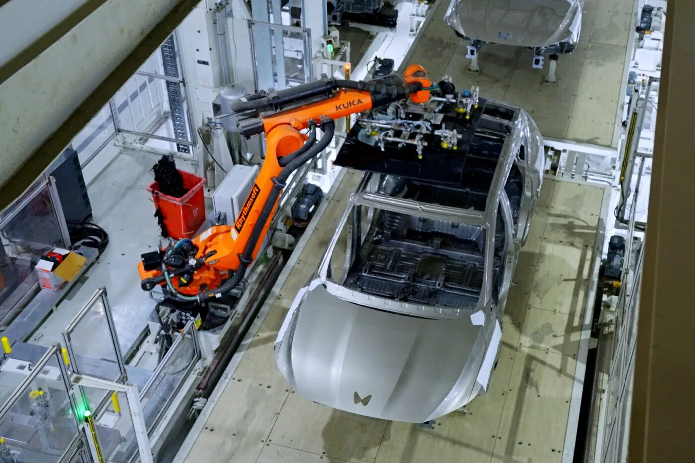 mahindra bev plant assembley 04 cropped mahindra bev plant assembley 04 cropped