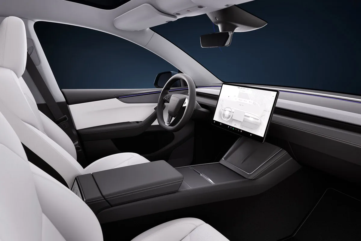 tesla model y facelift 2025 02 tesla model y facelift 2025 02