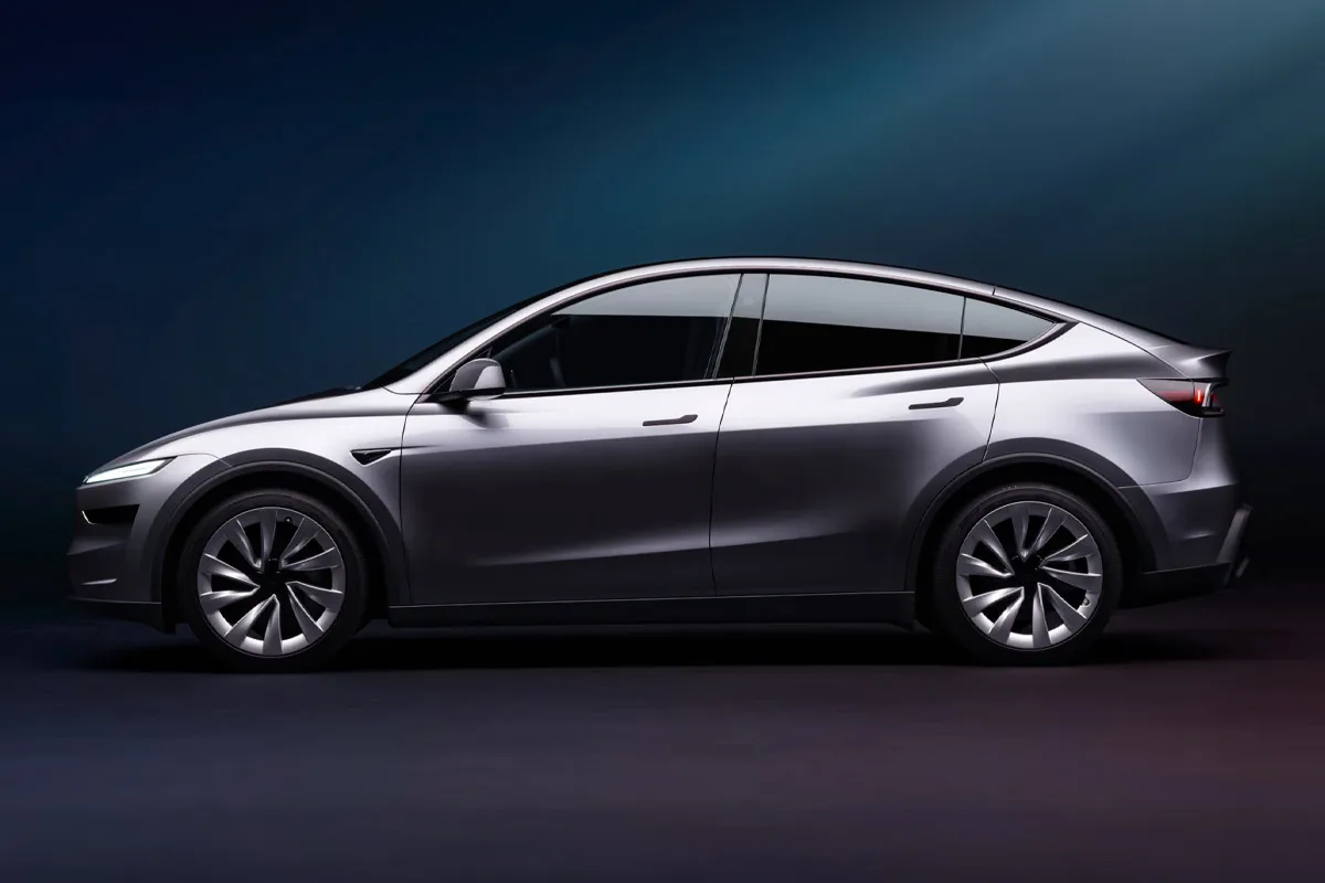 tesla model y facelift 2025 09 tesla model y facelift 2025 09