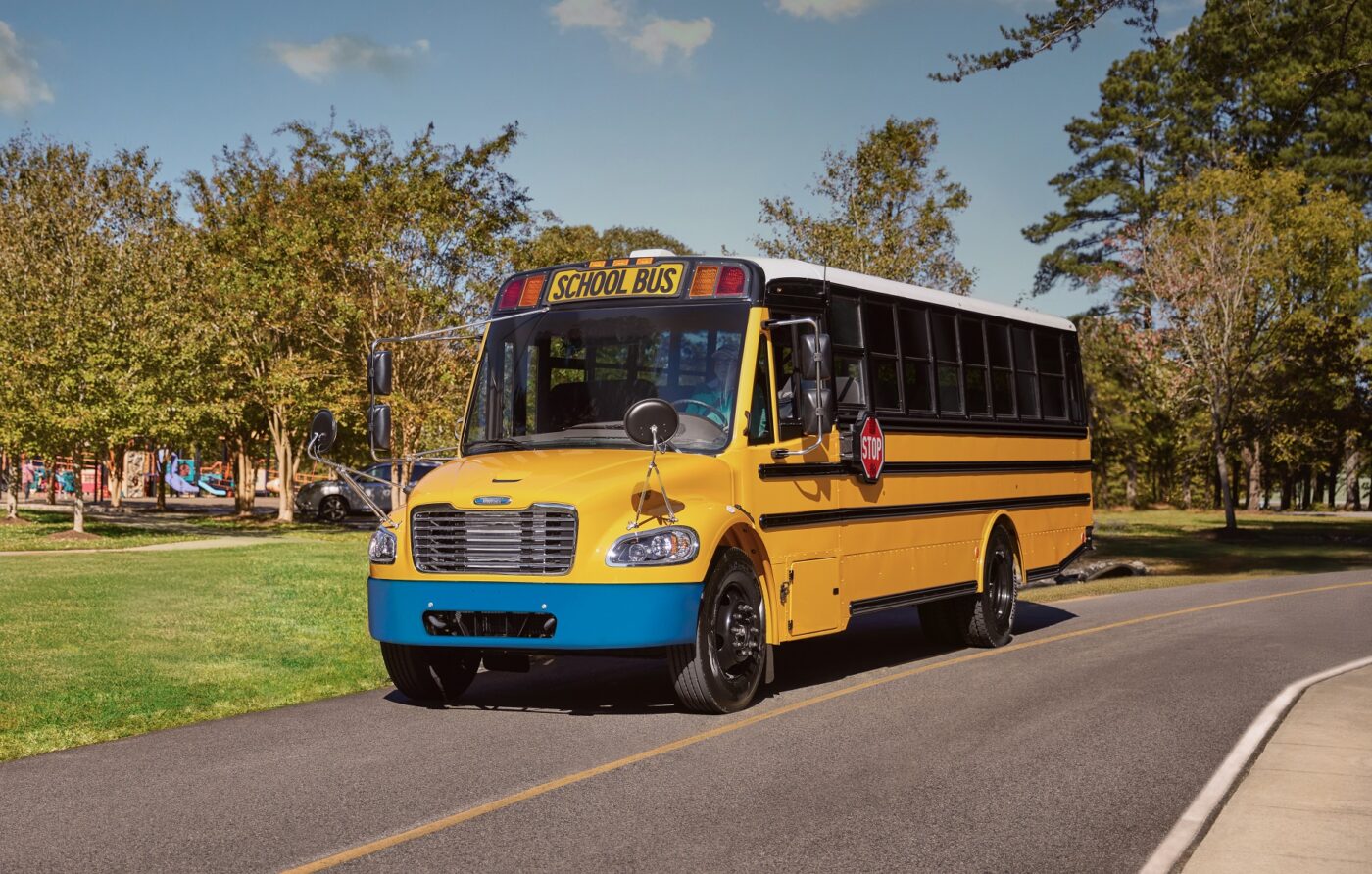 Thomas buit autobuses saf t liner c2 jouley batería autobús escolar eléctrico