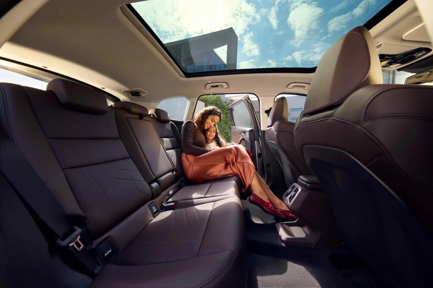bmw ix1 lwb edrive20l espacio asiento trasero min bmw ix1 lwb edrive20l espacio asiento trasero min