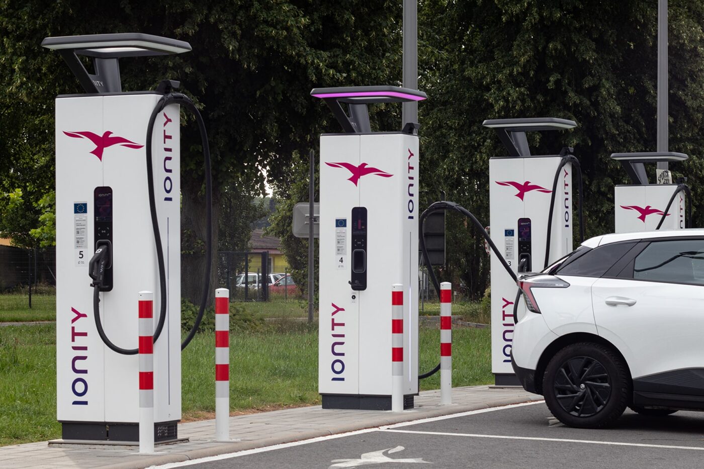 Ionity ladestation charging station daniel boennighausen min