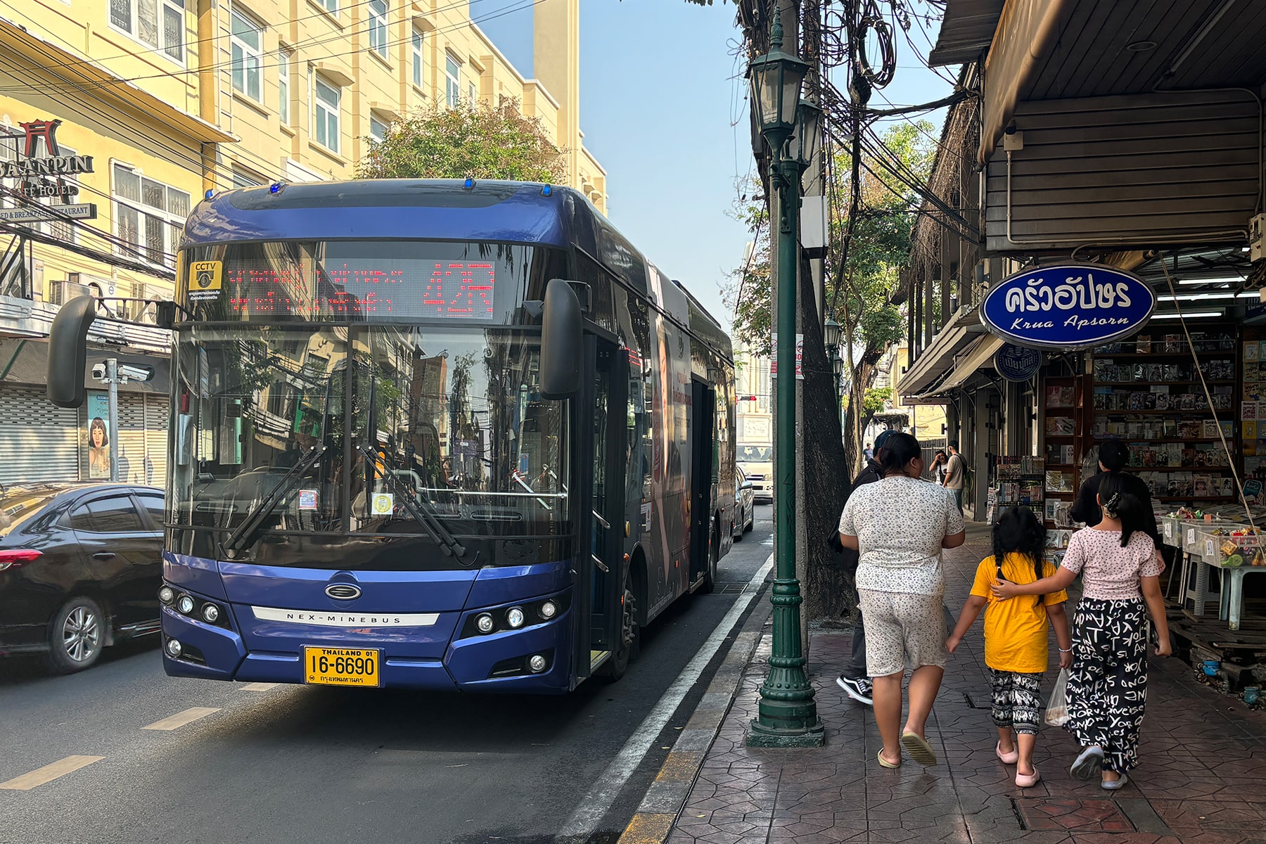 Thai Bus