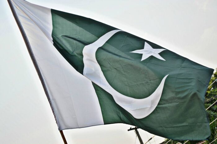 Pakistan flag logo