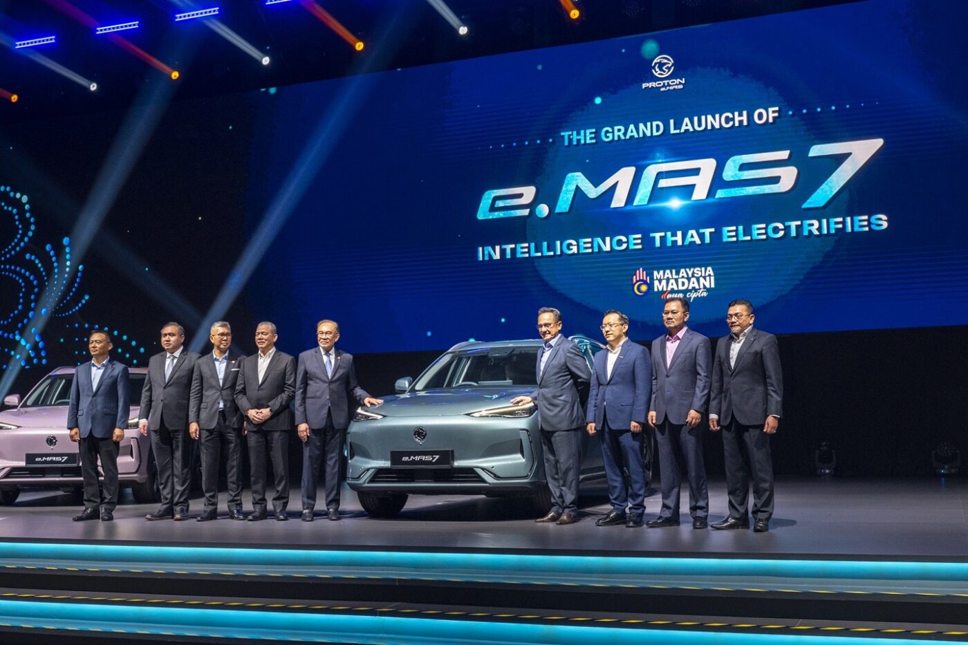Proton emas lanzamiento malasia