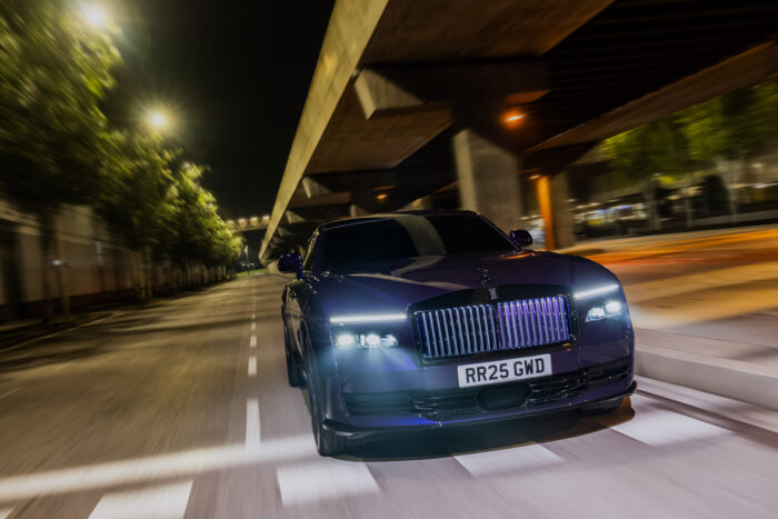 Rolls royce black badge spectre