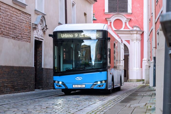 Solaris urbino le eléctrico elektrobus autobús eléctrico min