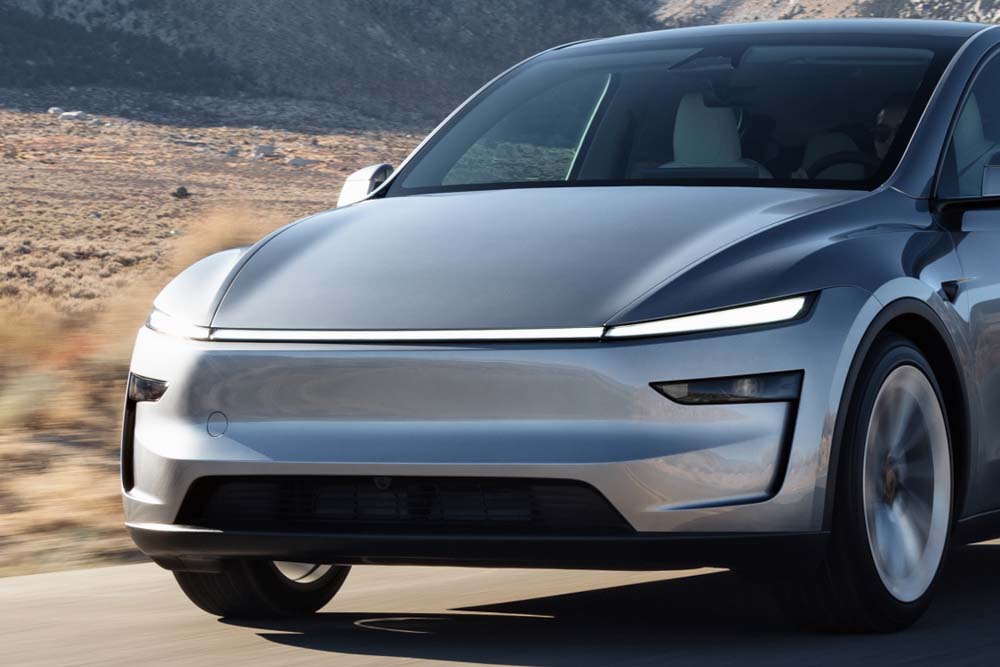 Tesla model y min
