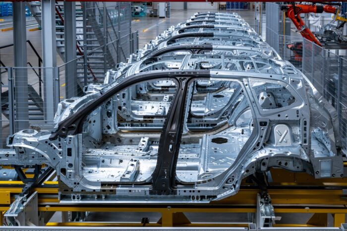 Bmw chassis production regensburg ix1 x1