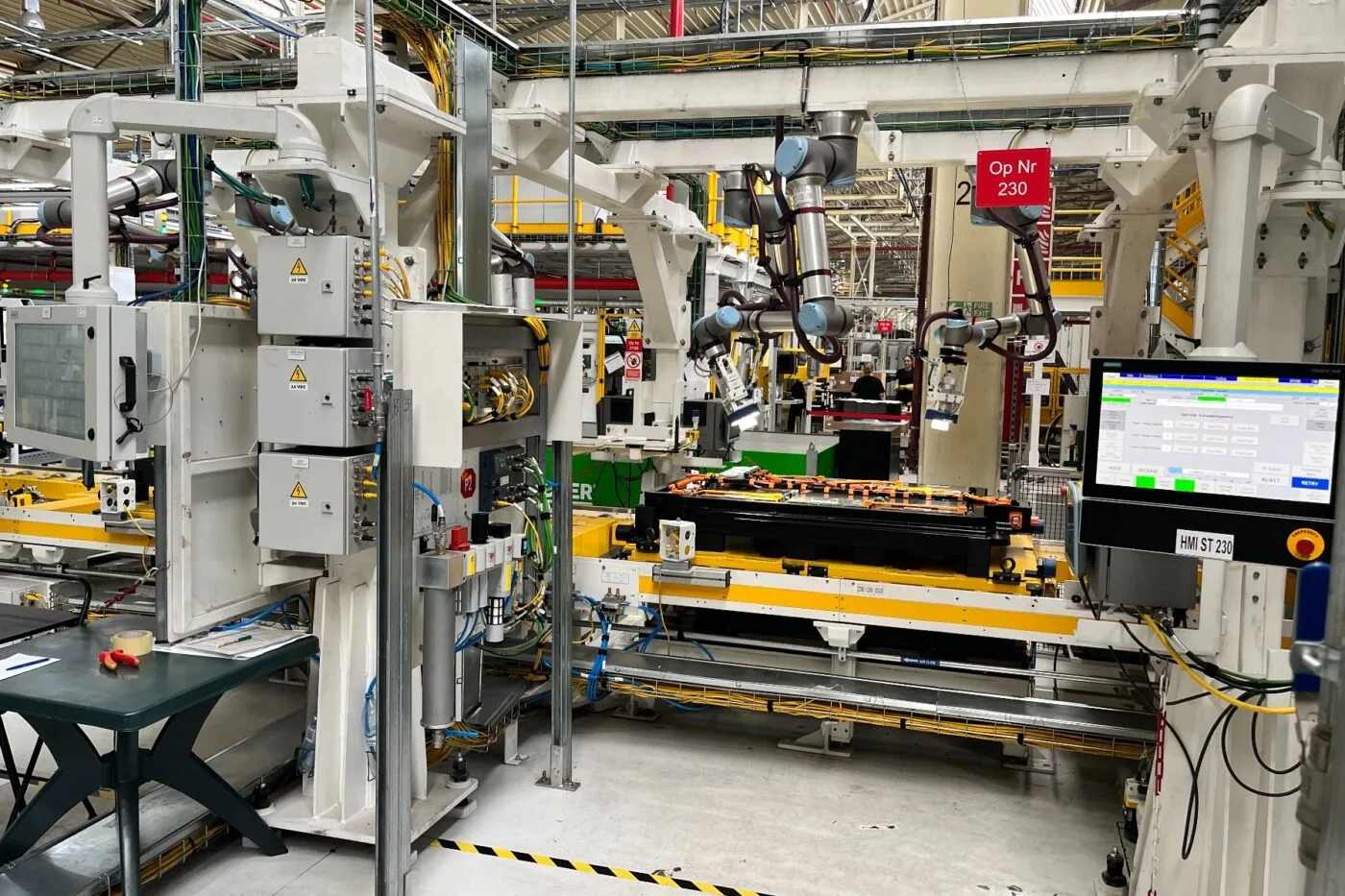 ford otosan craiova 2025 batteries 09 cropped ford otosan craiova 2025 batteries 09 cropped