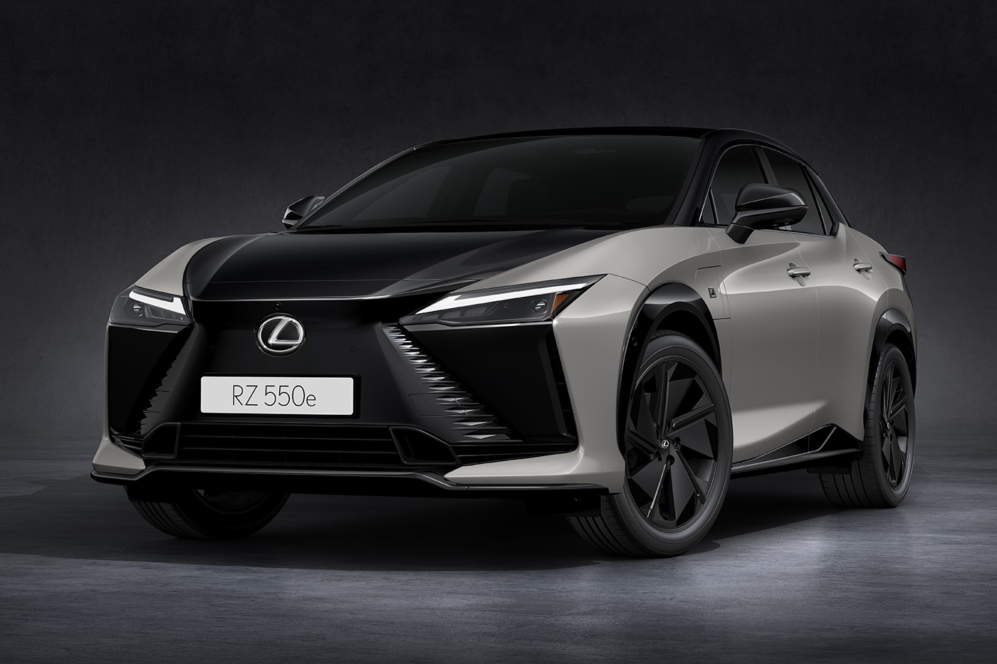 Lexus rz 550e f sport