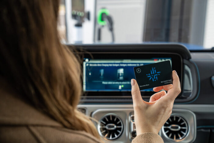Mercedes benz mb charge public