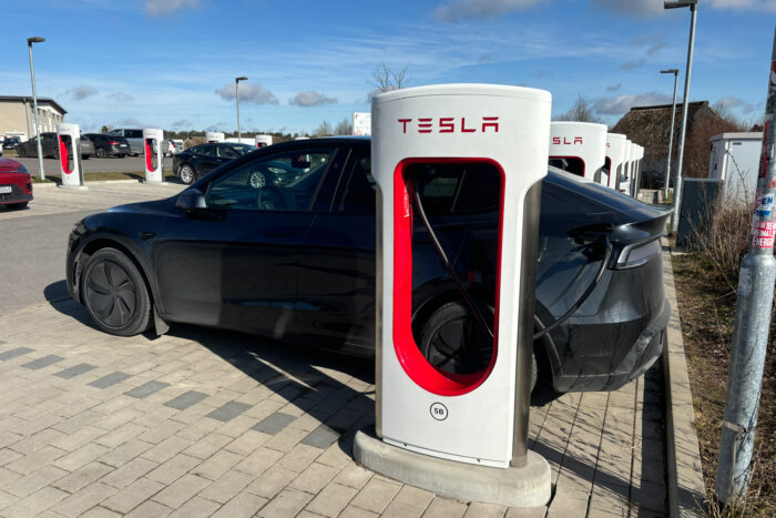 Tesla model y juniper fahrbericht peter schwierz