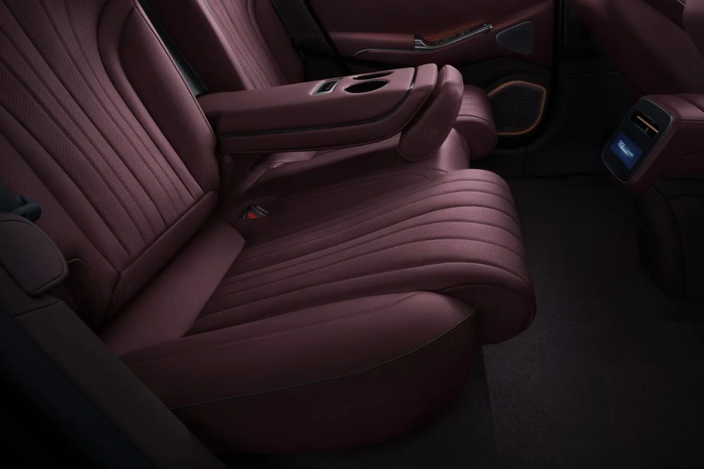 denza z9gt 2025 03 min denza z9gt 2025 03 min