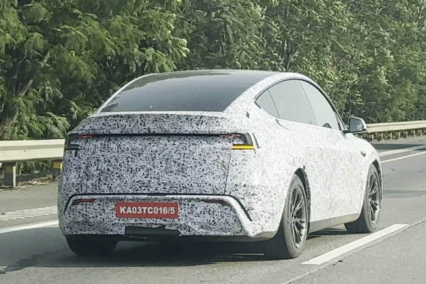 Tesla model y india pruebas 2025jpg