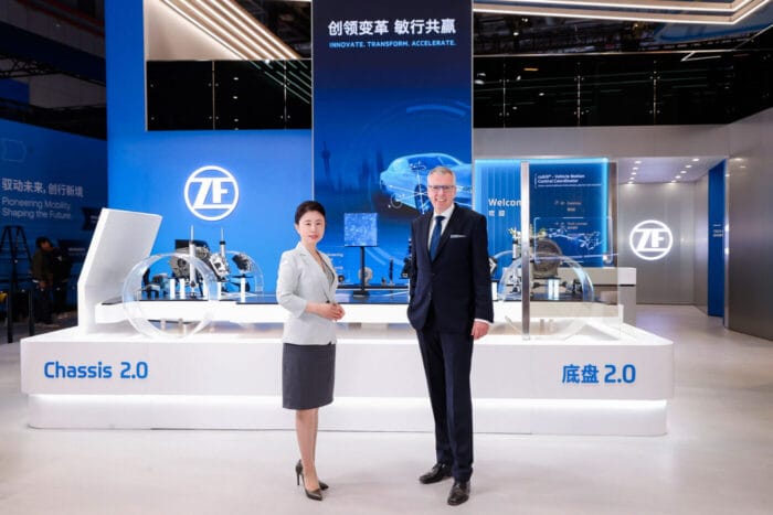 Zf messe auto shanghai