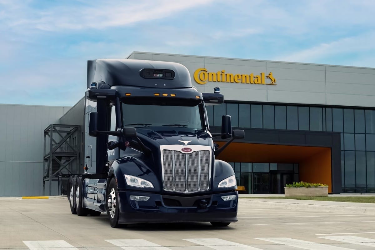 aurora continental paccar lkw autonomous driving 2025 1 aurora continental paccar lkw autonomous driving 2025 1