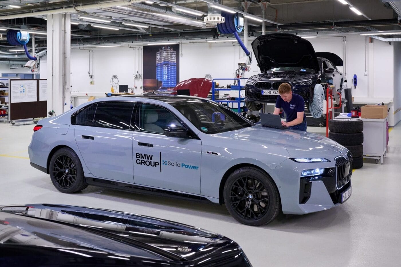 Bmw i7 vehículo de pruebas batería de estado sólido energía sólida