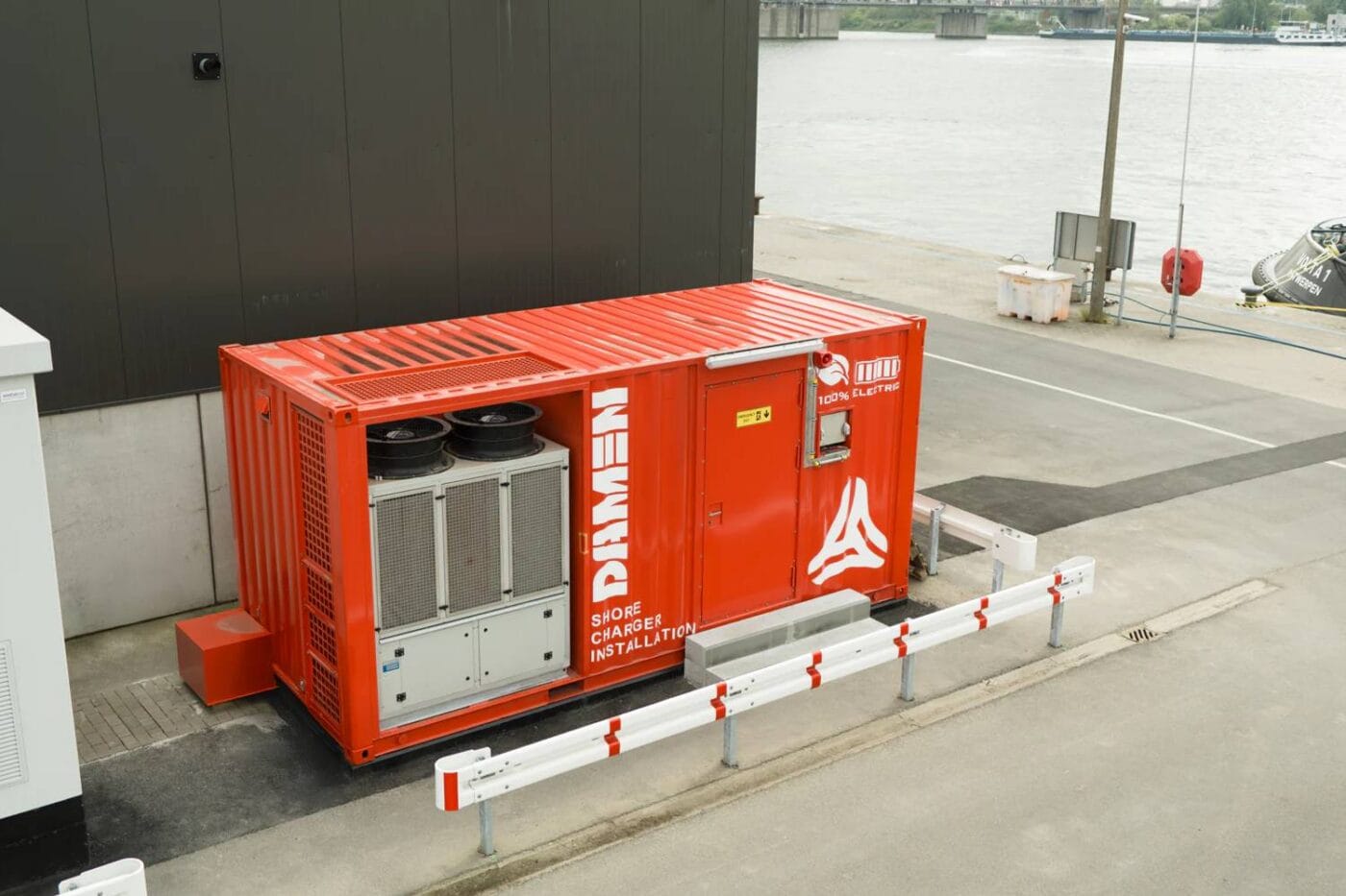 electric tugboat damen shipyards port antwerp bruges mcs charging station electric tugboat damen shipyards port antwerp bruges mcs charging station