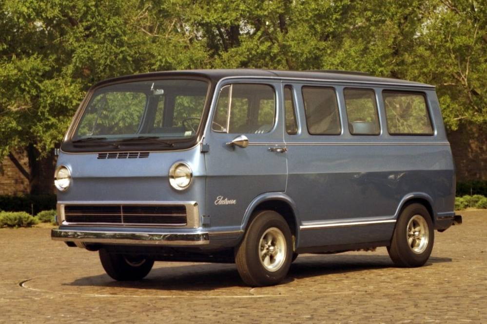 The Pioneering GM Electrovan: A Trailblazer in Fuel Cell Technology