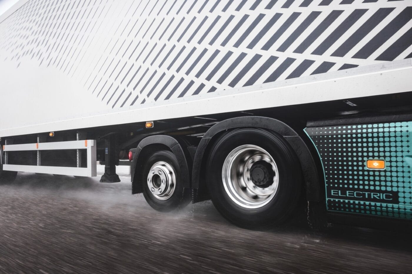 volvo trucks fh aero electric 2025 3 1400x933 1 volvo trucks fh aero electric 2025 3 1400x933 1