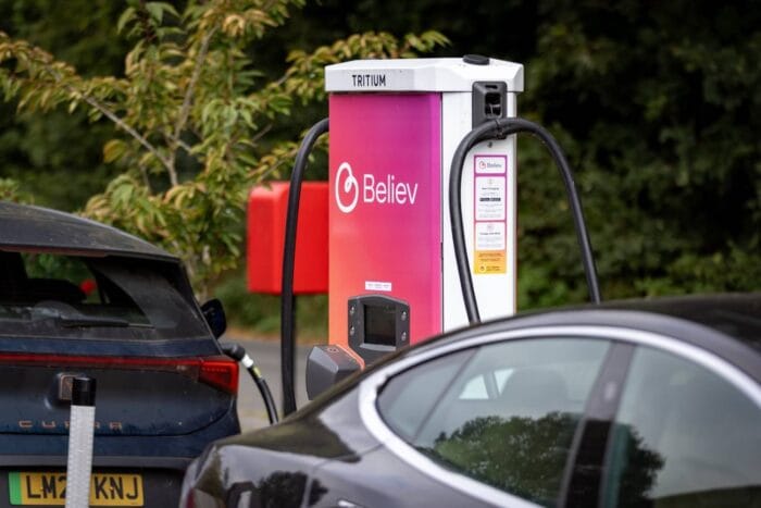 Believ estación de carga de tritio hpc