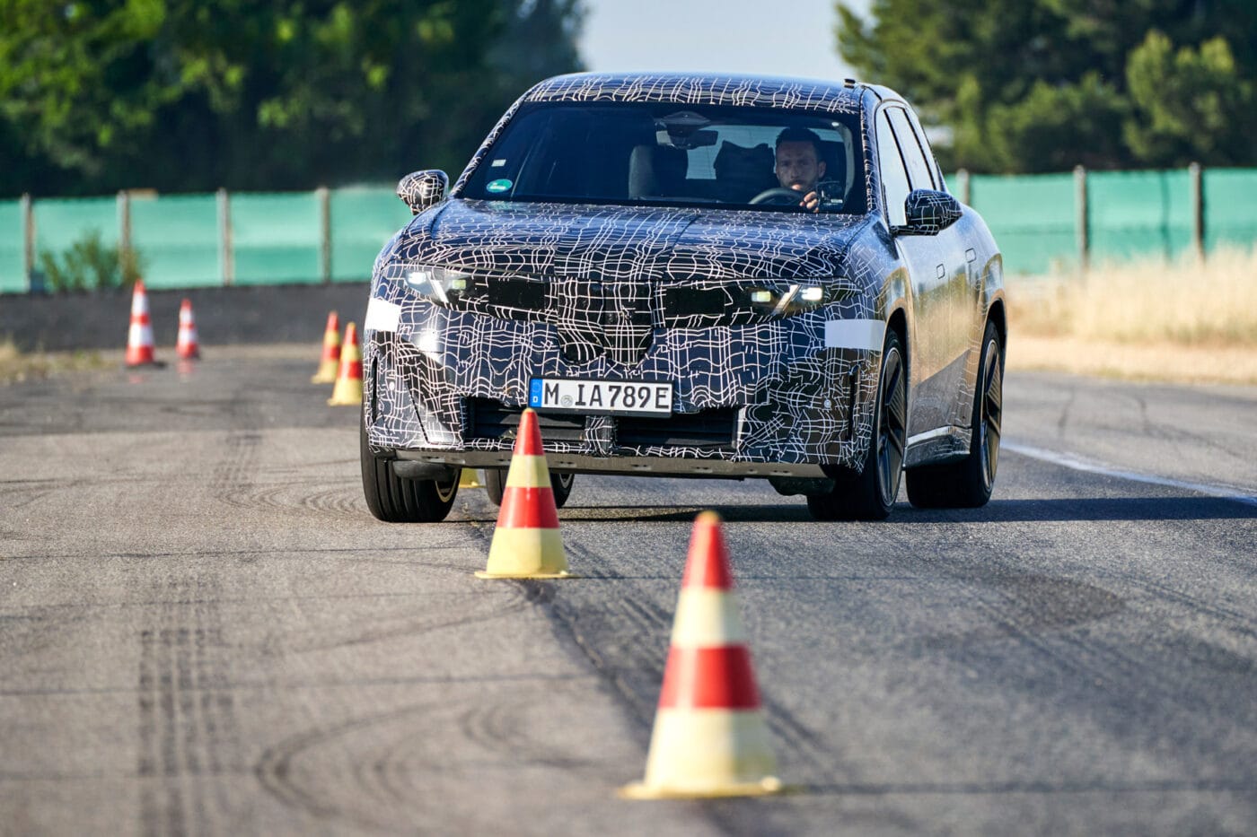 bmw ix3 prototyp neue klasse 2025 1 bmw ix3 prototyp neue klasse 2025 1