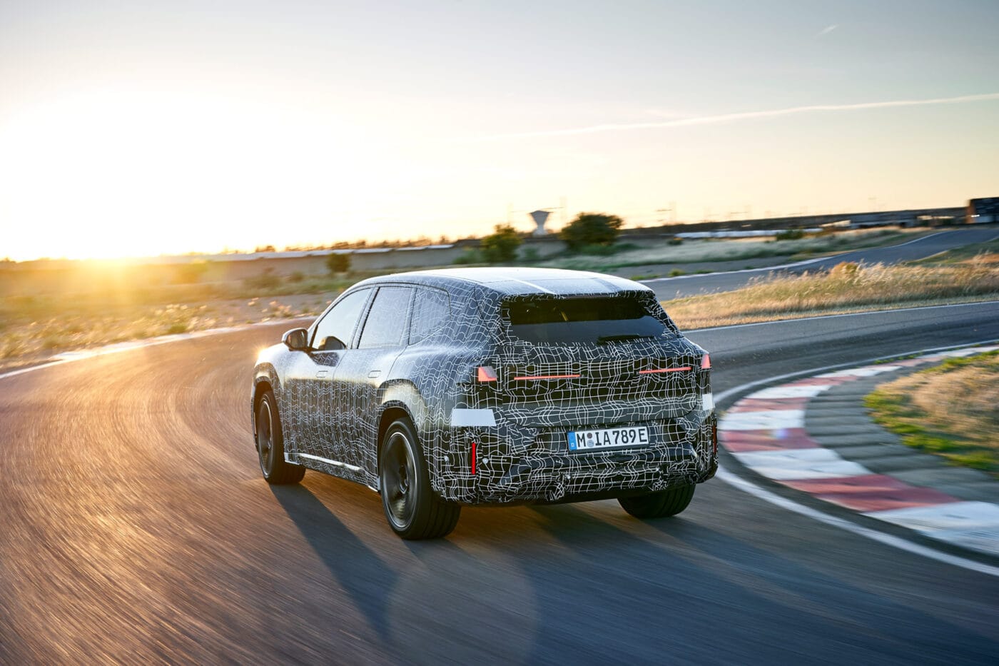 bmw ix3 prototyp neue klasse 2025 5 bmw ix3 prototyp neue klasse 2025 5