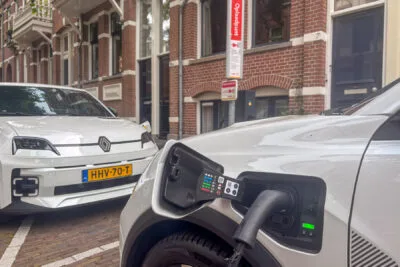 Niederlande utrecht energized renault mywheels bidirektionales laden