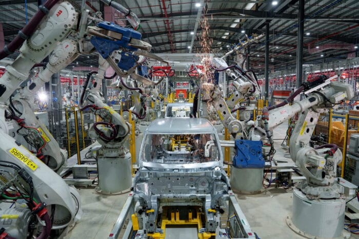 Vinfast ha tinh vietnam plant body shop