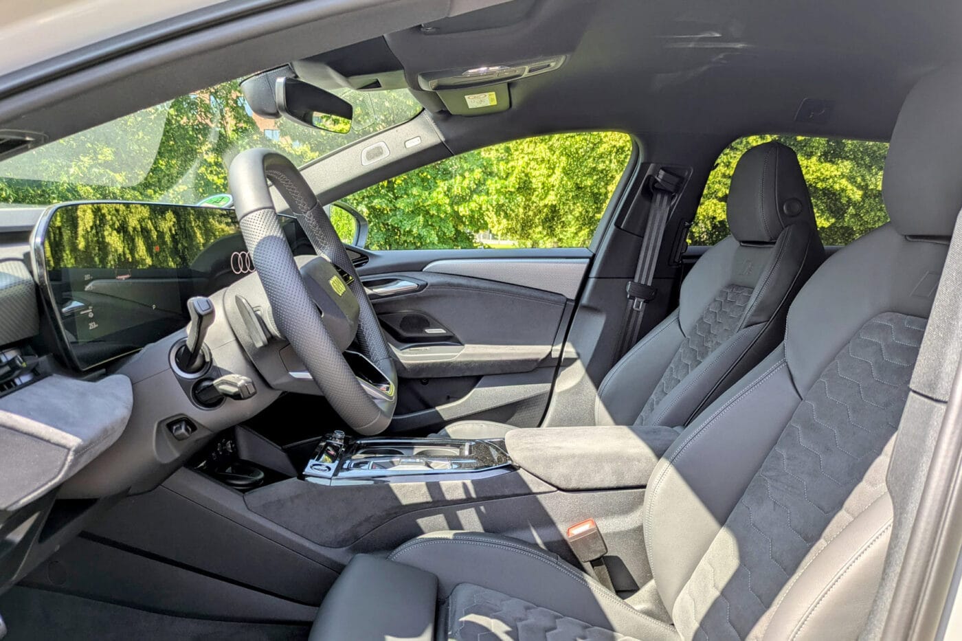 audi a6 avant e tron test cms 2025 15 audi a6 avant e tron test cms 2025 15