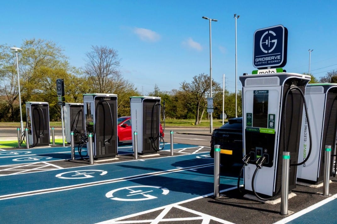 Gridserve ladestation charging station grossbritannien uk