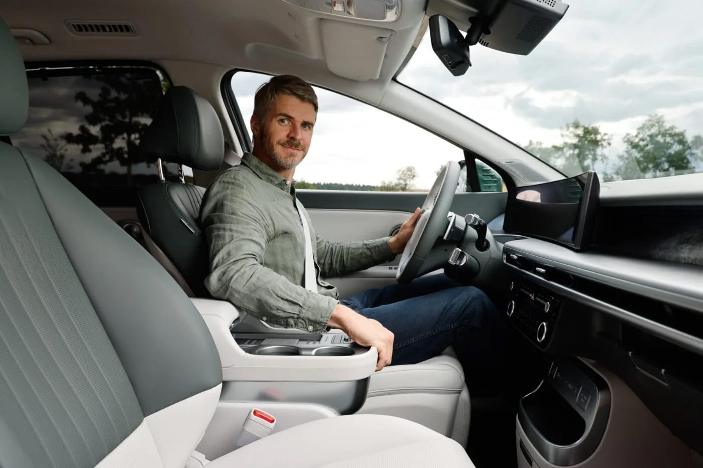 hyundai ioniq 9 fahrbericht sebastian schaal thorsten weigl 1 1400x933 1 hyundai ioniq 9 fahrbericht sebastian schaal thorsten weigl 1 1400x933 1