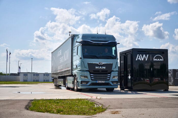 Cubo de carga inteligente Man etruck