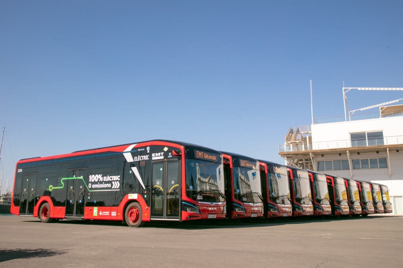Man lions city e elektrobus electric bus emt valencia spanien spain min