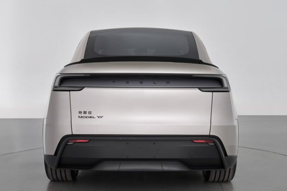 tesla model y l china 2025 1 tesla model y l china 2025 1