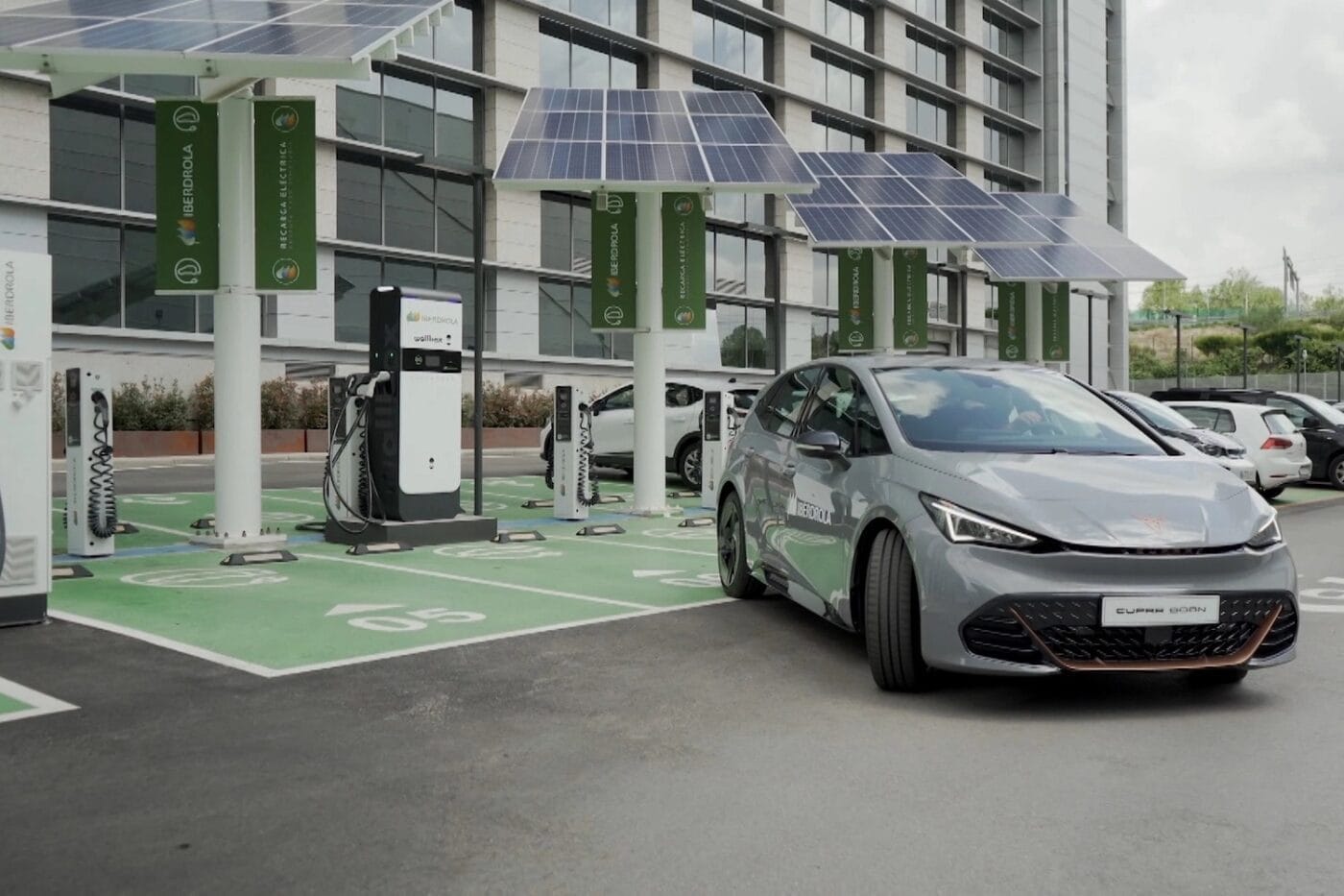 Alimerka iberdrola charging stations spain