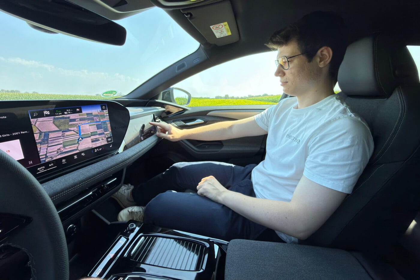 audi a6 sportback e tron fahrbericht robin engelhardt 2025 05 audi a6 sportback e tron fahrbericht robin engelhardt 2025 05