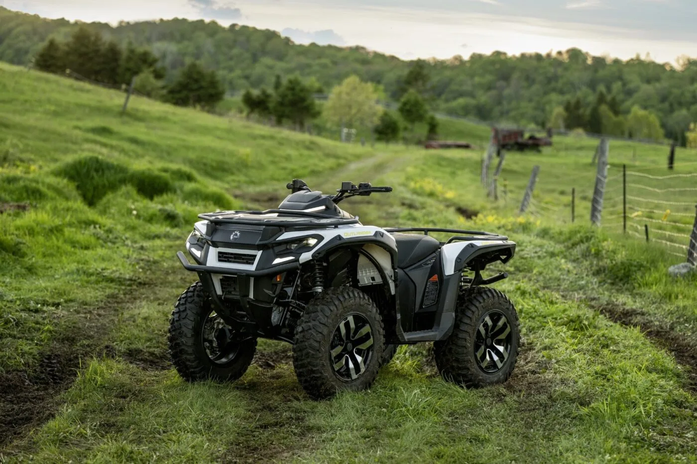 Can-Am launches all-electric Outlander ATV for 2026 - electrive.com, image size:1400x933
