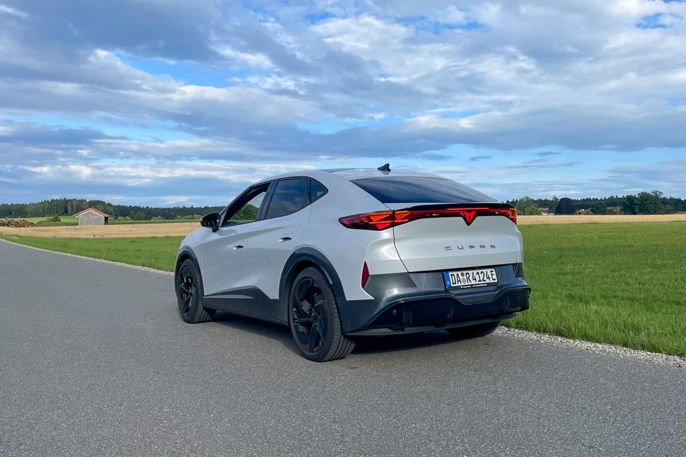 cupra tavascan fahrbericht robin engelhardt 2025 08 cupra tavascan fahrbericht robin engelhardt 2025 08
