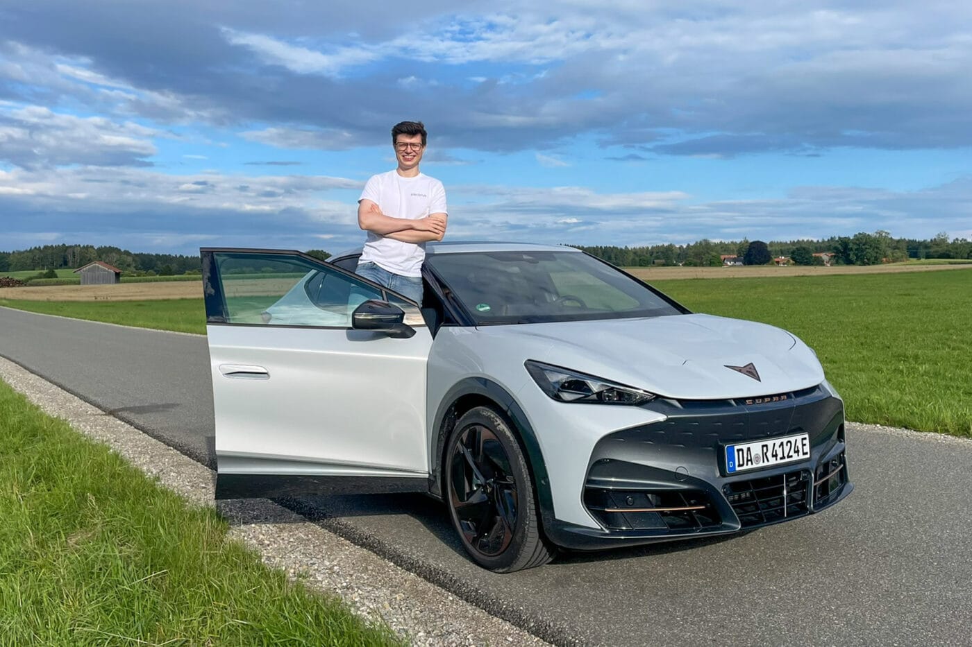 cupra tavascan fahrbericht robin engelhardt 2025 10 cupra tavascan fahrbericht robin engelhardt 2025 10