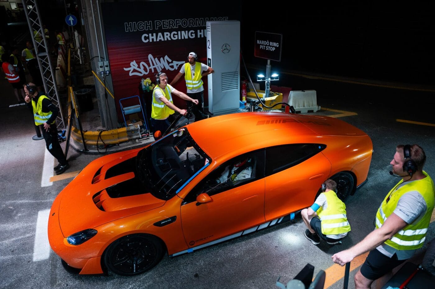 Mercedes benz amg gt xx alpitronic charging station